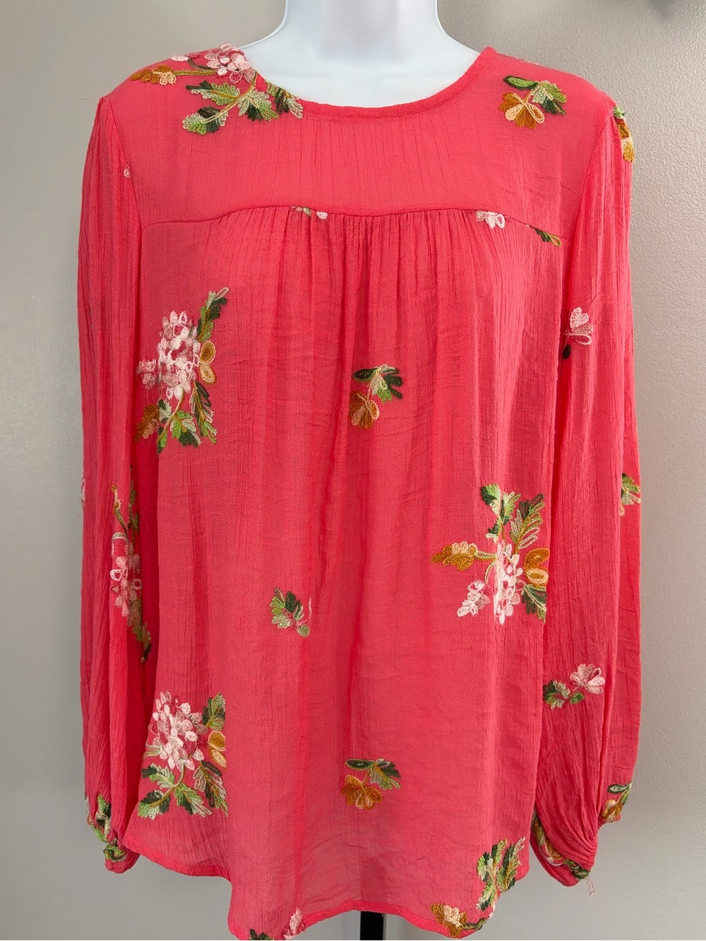 Figueroa & flower Coral Embroidered Floral Long-Sleeve Blouse